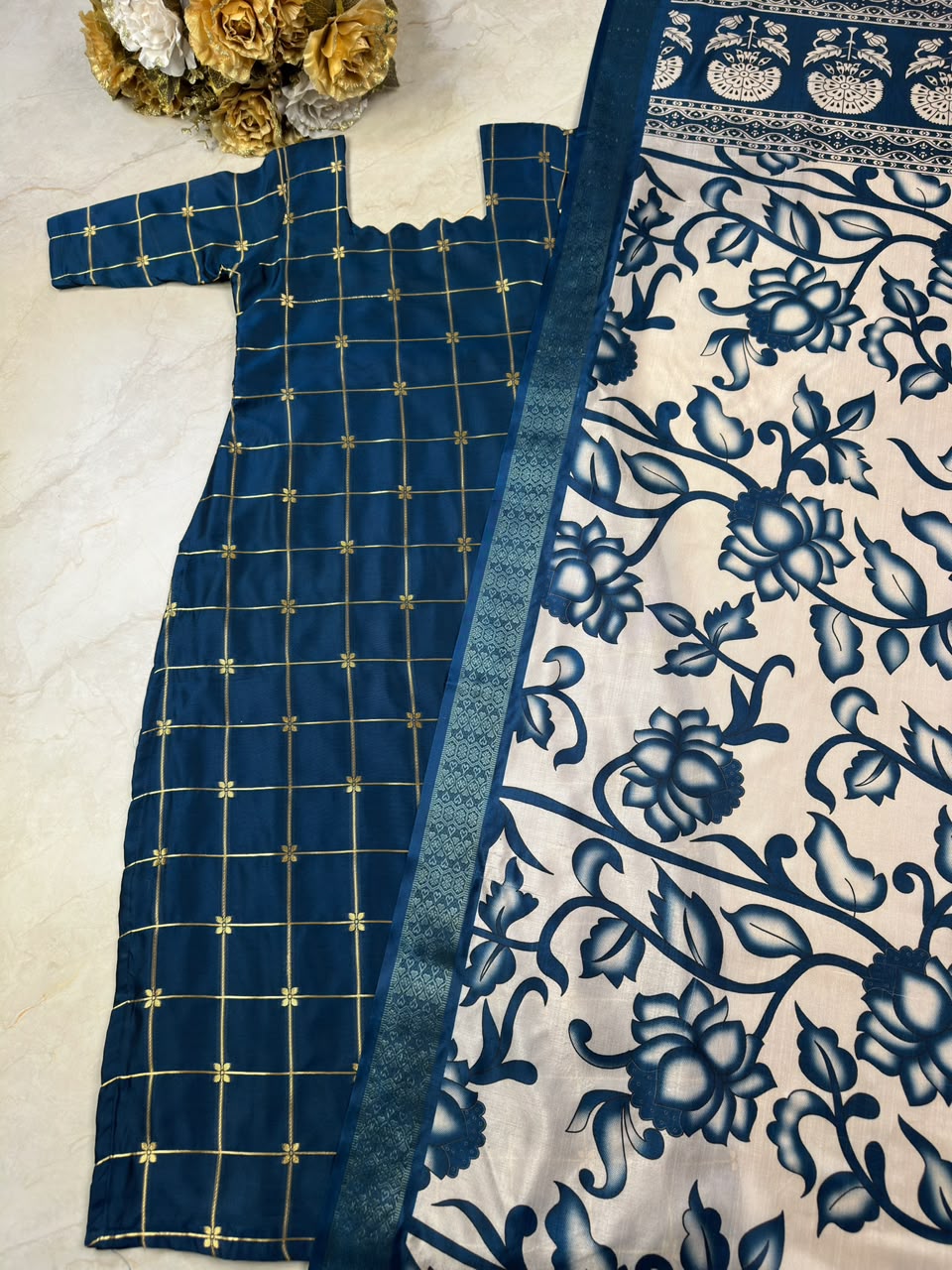 Traditional Check Weaving Kurti + Kalamkari Dupatta