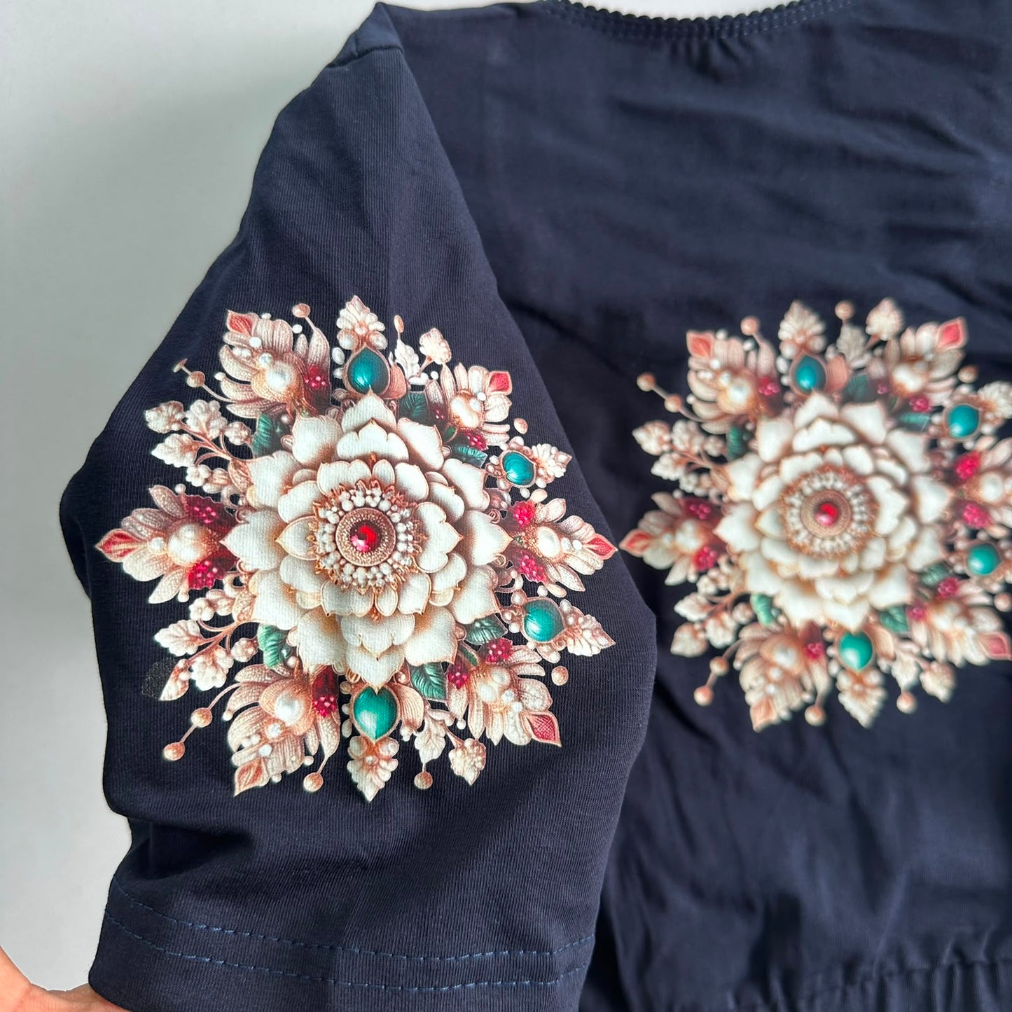 READY TO WEAR STRACHABLE BLOUSE FOR ALL SAREES