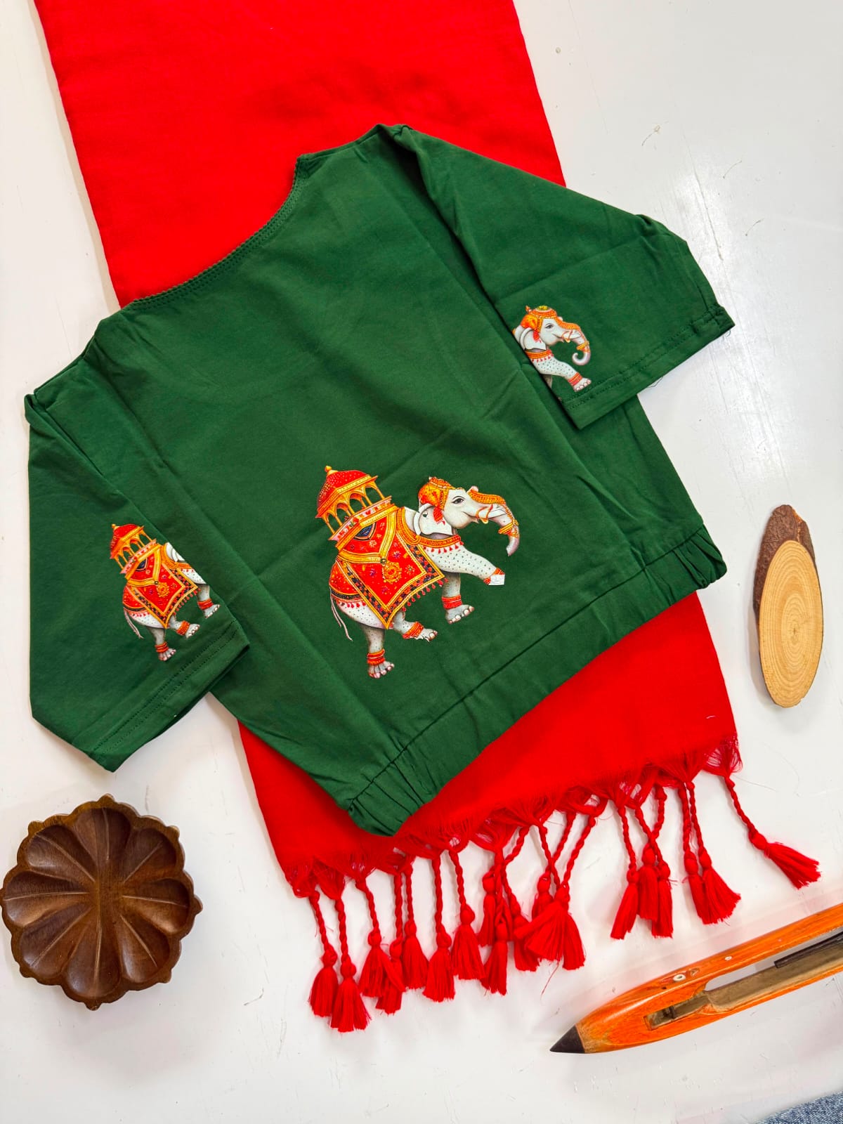 Handloom Khadi cotton saree with stretchable blouses