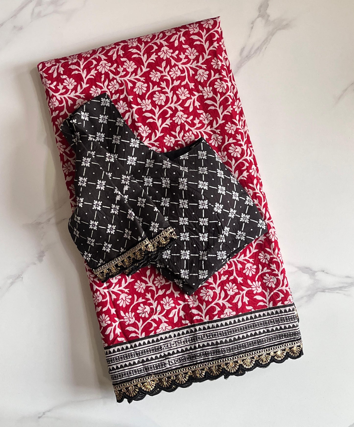 Mul cotton saree with stitched blouse