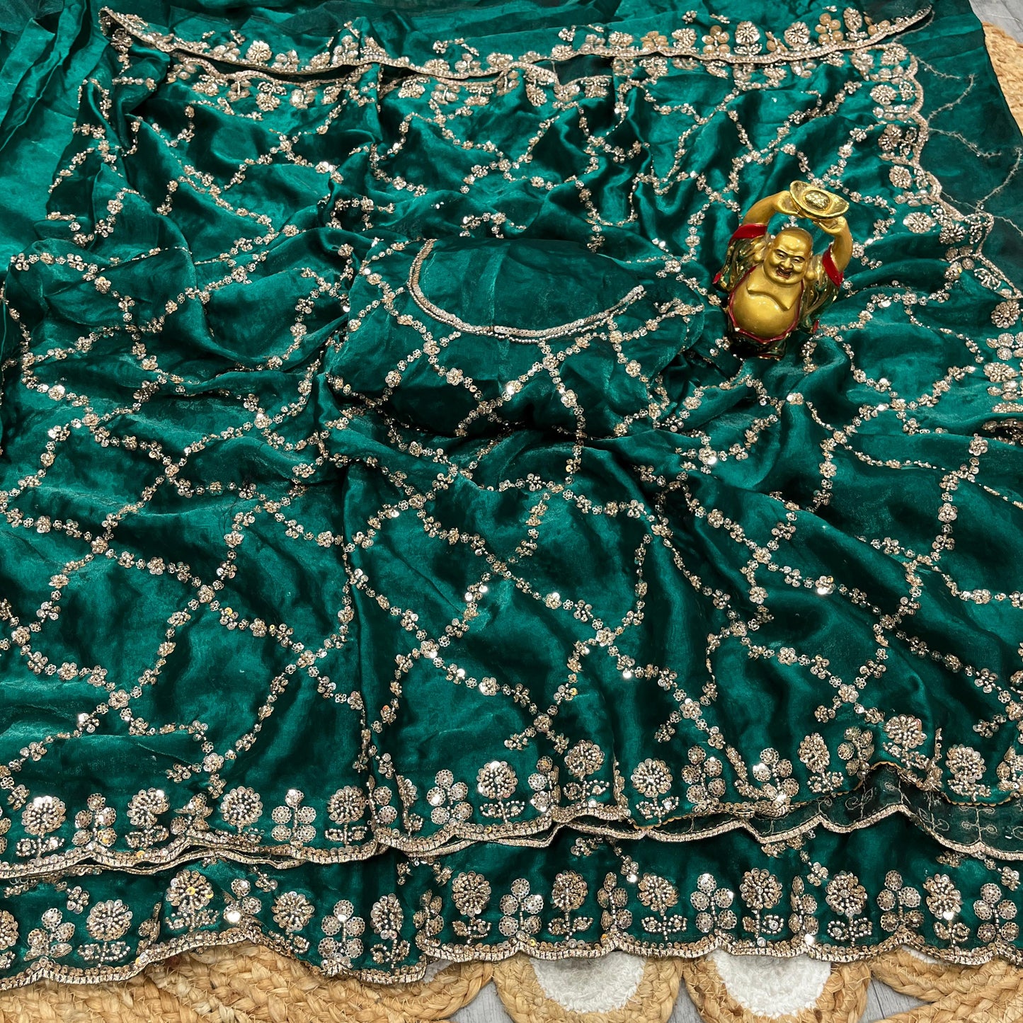 Luxe grand party beeds work velvet shine saree