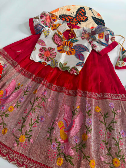 Kids cute position printed cute embroidery set