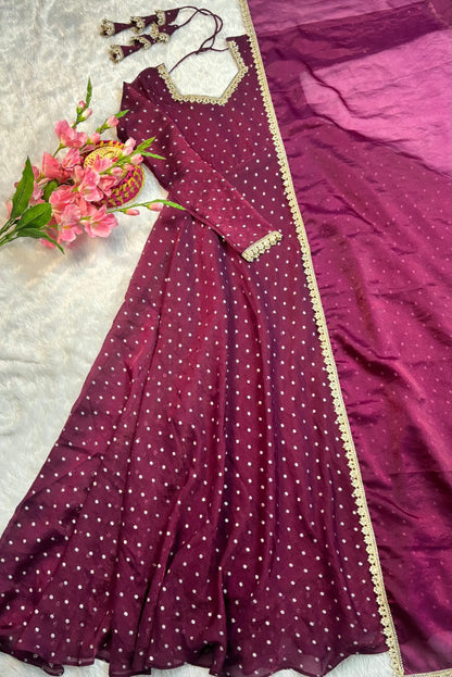 Moss putti mirror cafe gowns