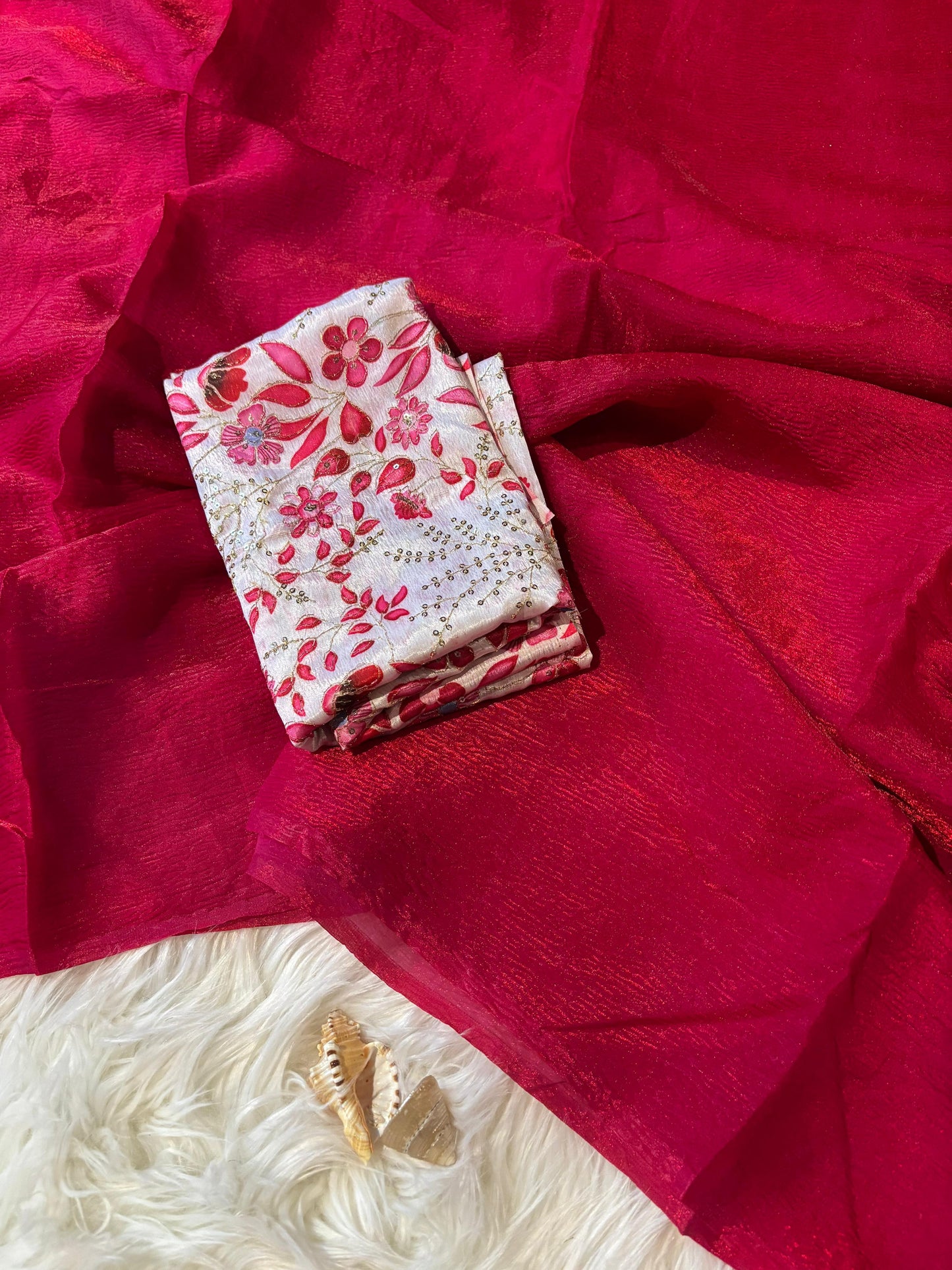 Two tone  space  silk budget Desginer sarees