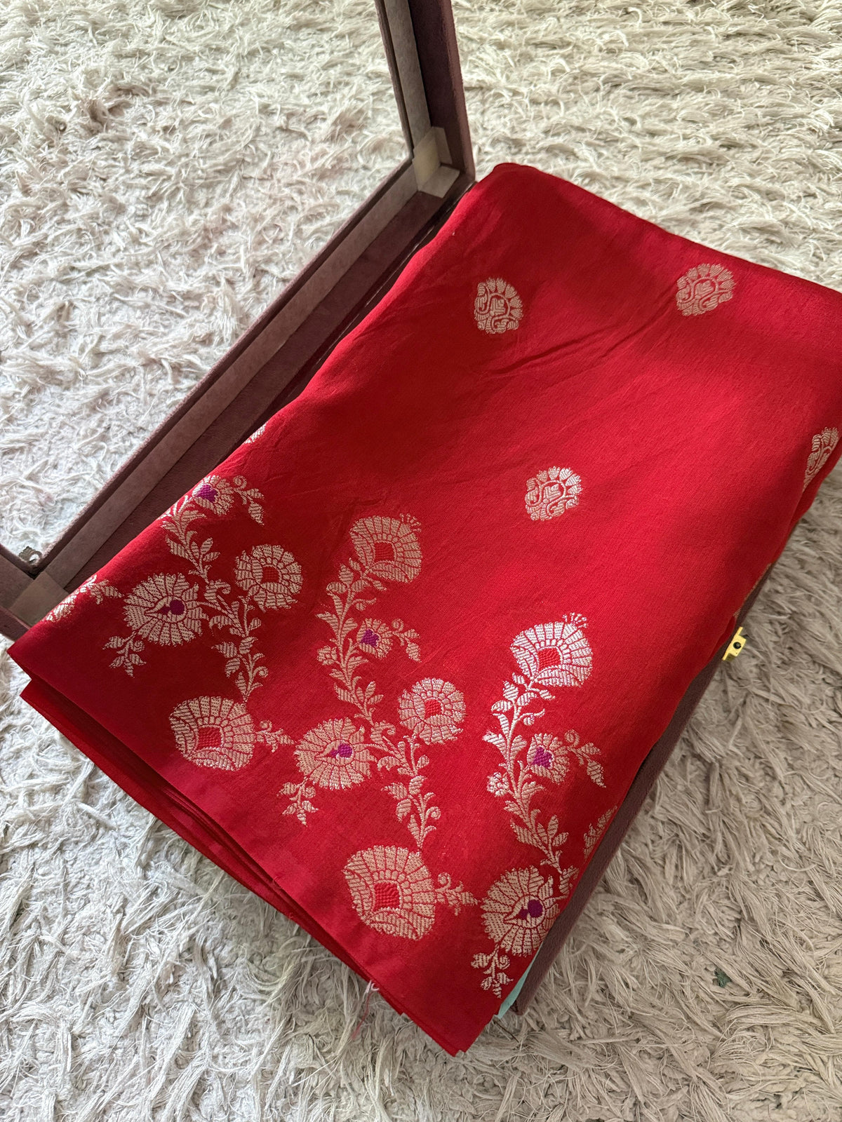 Viscose Banarasi’s budget soft weaving saree