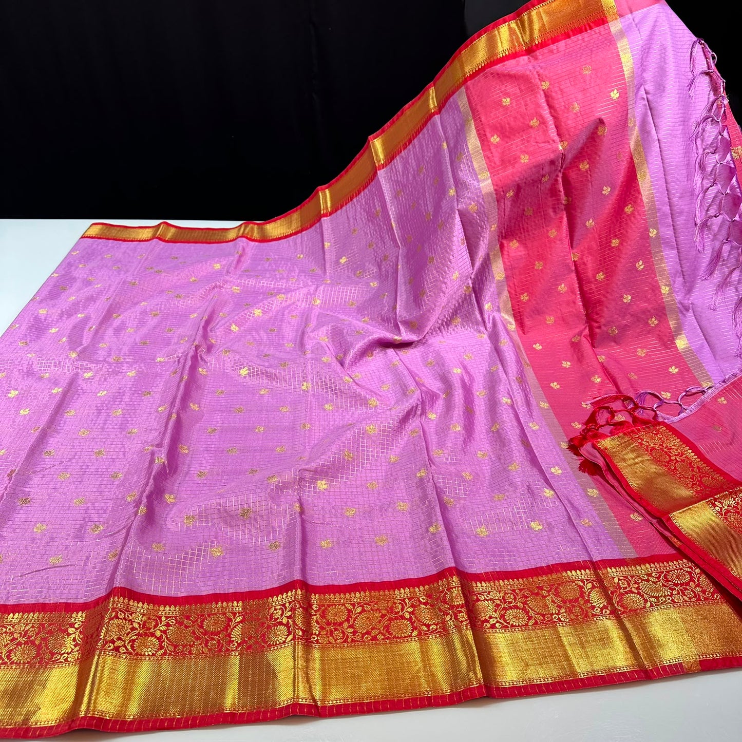 Vintage soft premium weaving trending saree