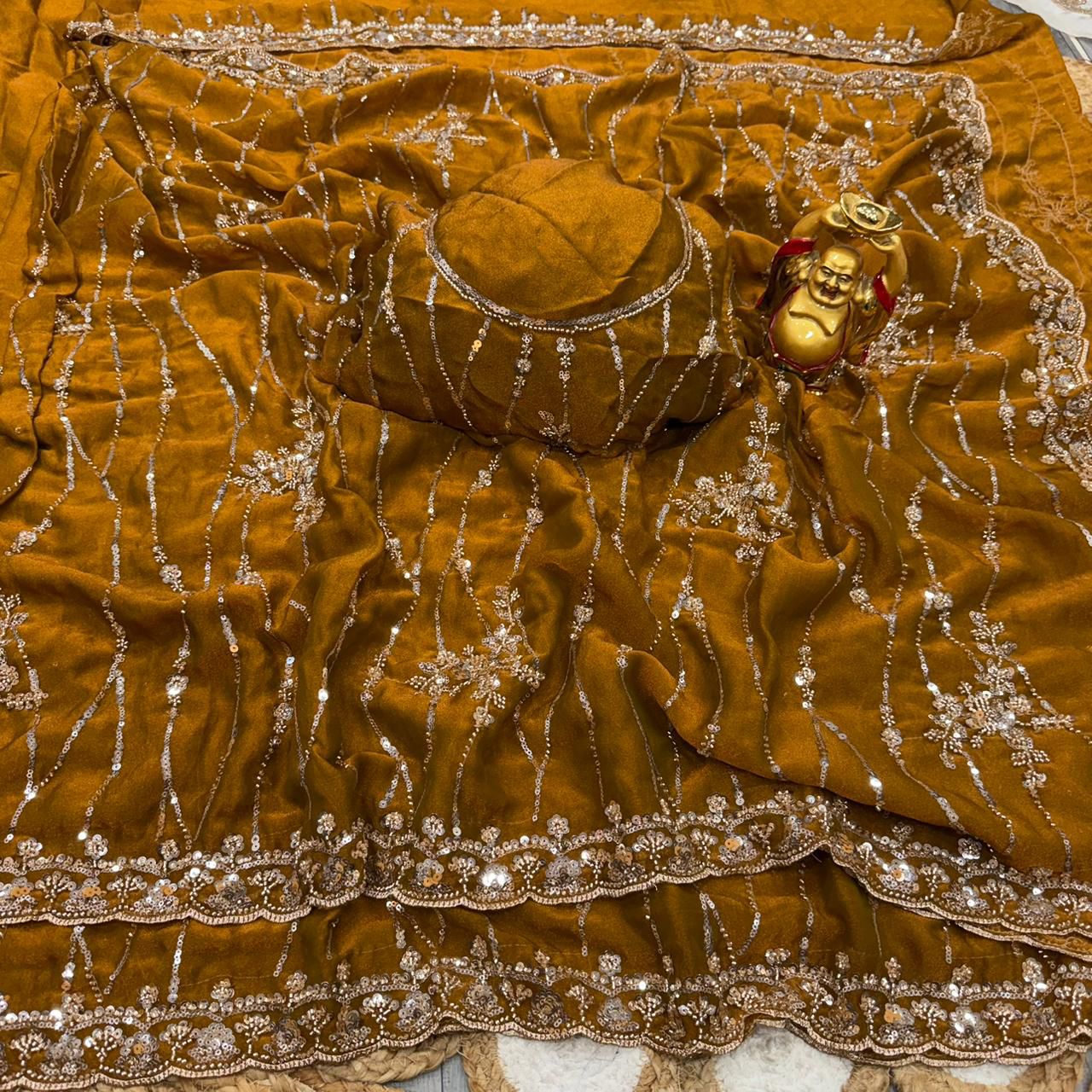 Grand Party cocktails luxe Saree