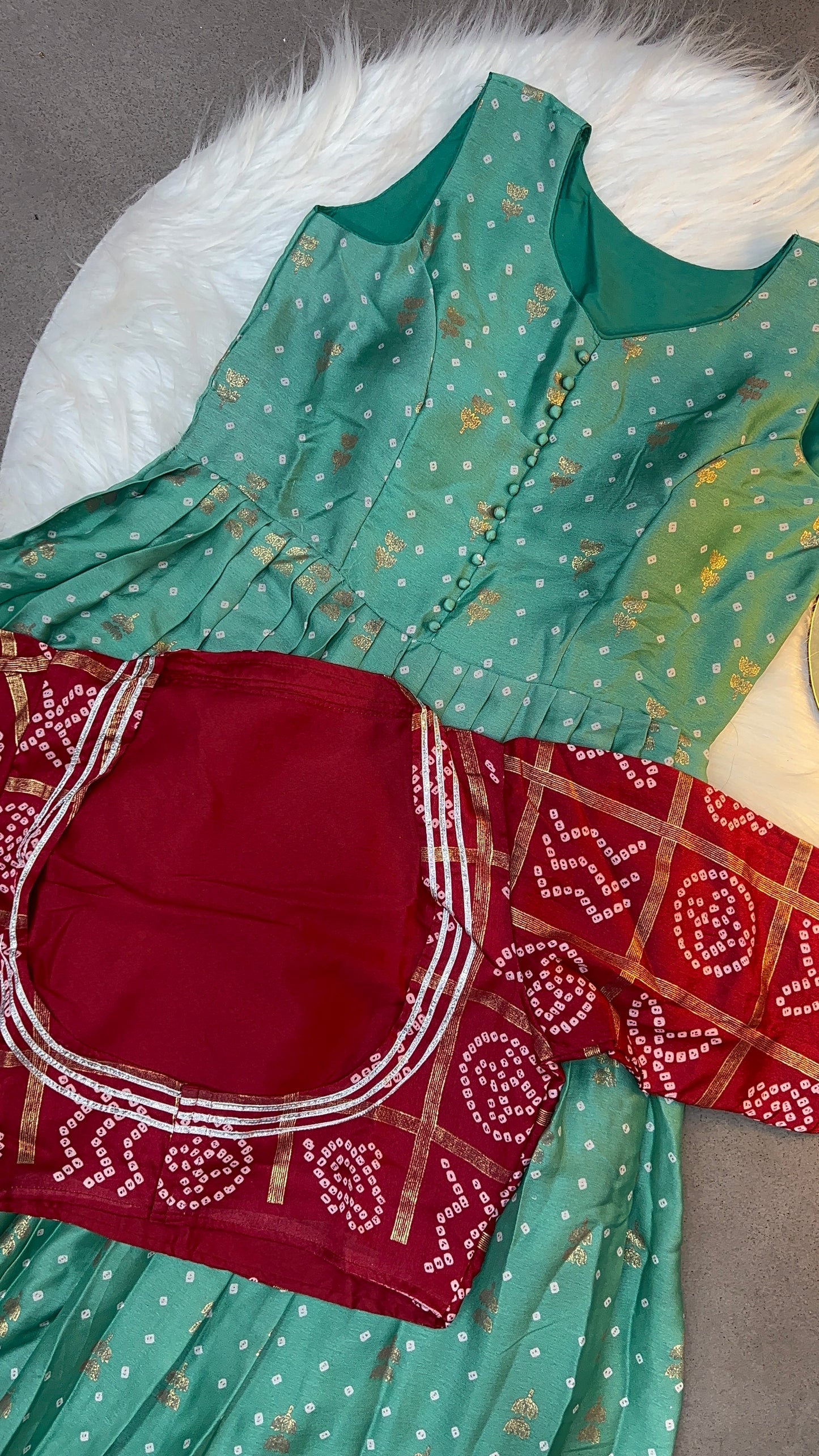 Mali Bandhini classic 2 in one gowns