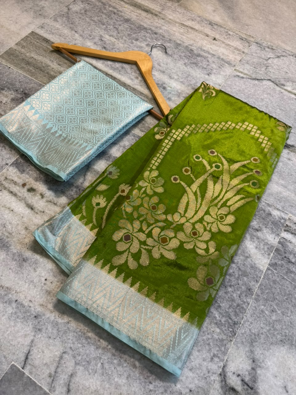 Banarasi trending dupian soft silk sarees