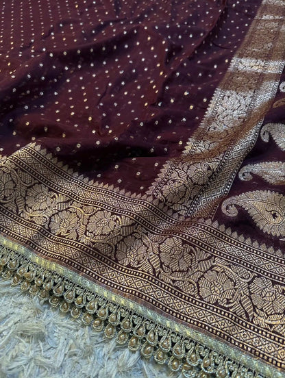 Georgette Banarasi trendy gold zari