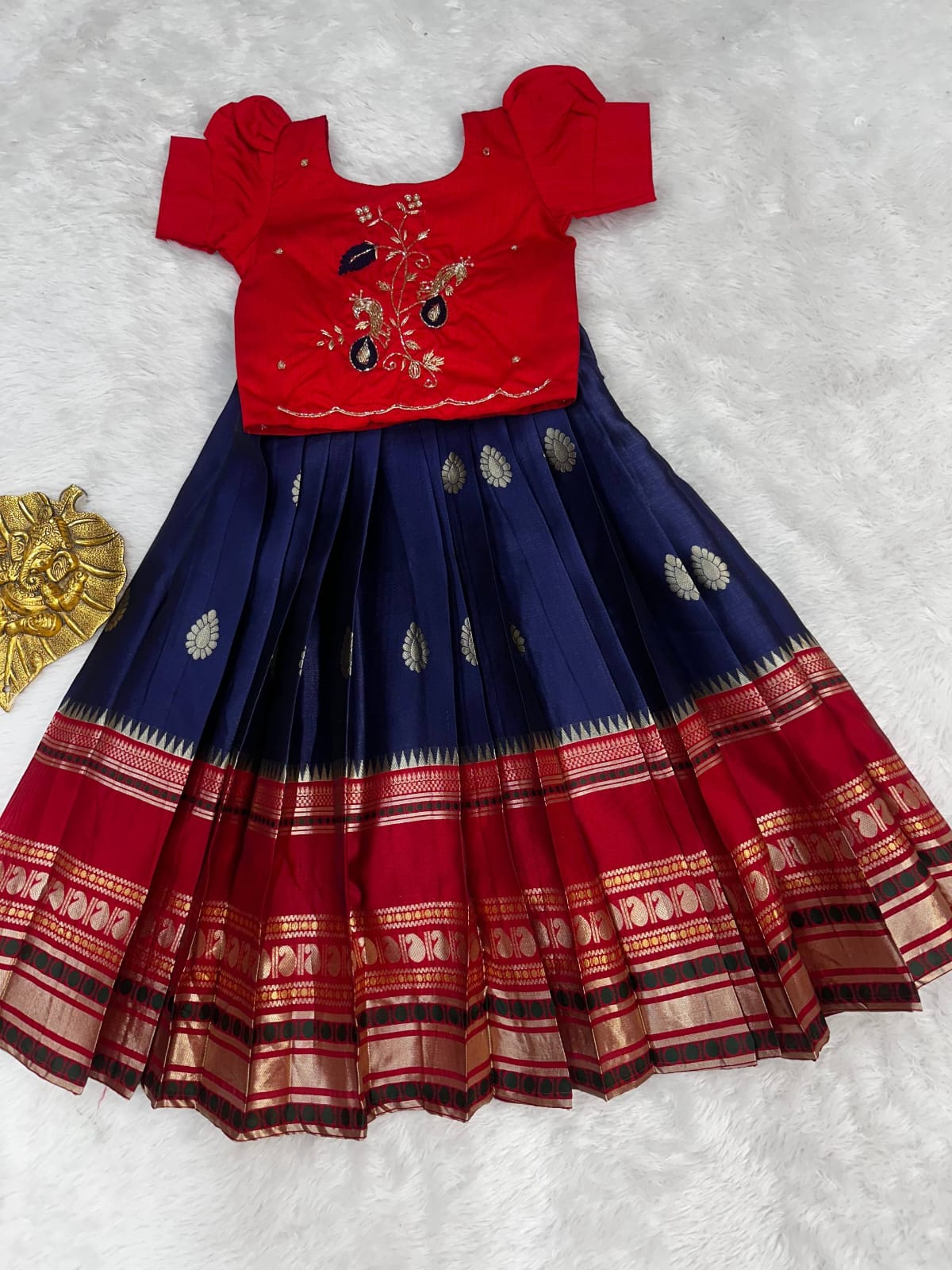 Kids special cute weaving with work blouses