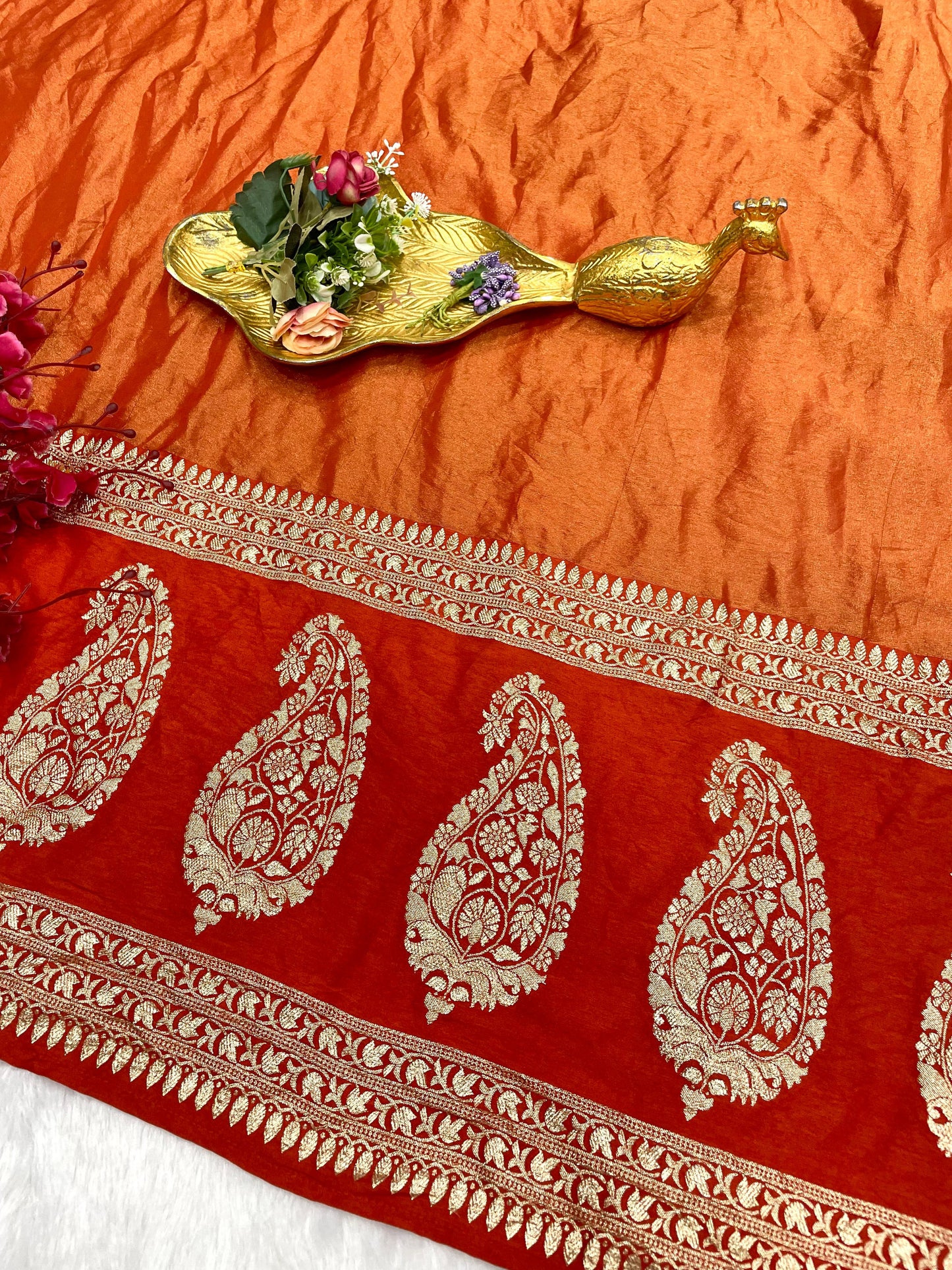 Big boss Tanuja Desginer classic gown