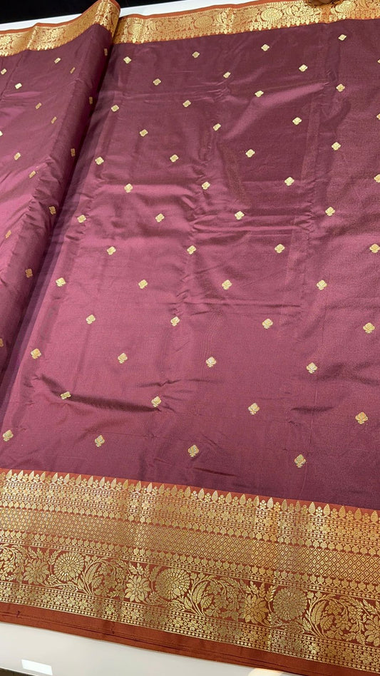 Vintage semi Gadwal traditional pattu sarees