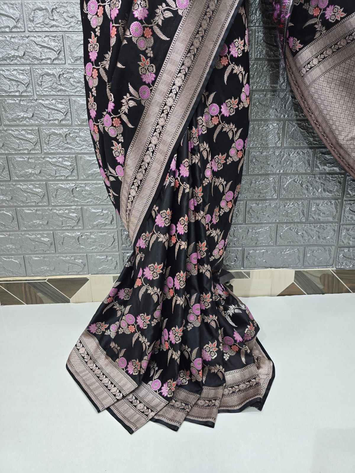 Premium like traditional Mashru Katan satin saree