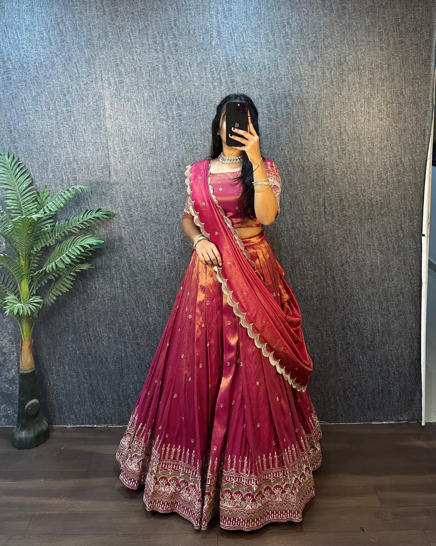 Festival Lehenga South tisuuse silk embroidery sequin work