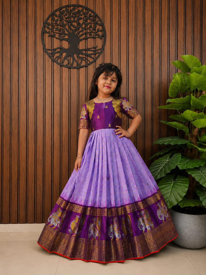 Kids traditional cut model gowns