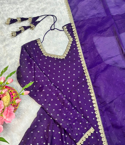 Moss putti mirror cafe gowns