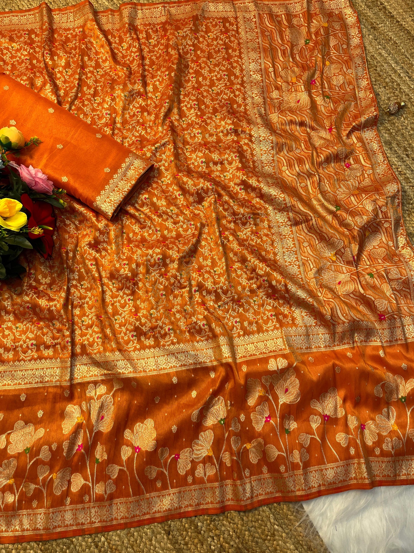 Soft Banarasi’s Katan tisuue silk classic sarees