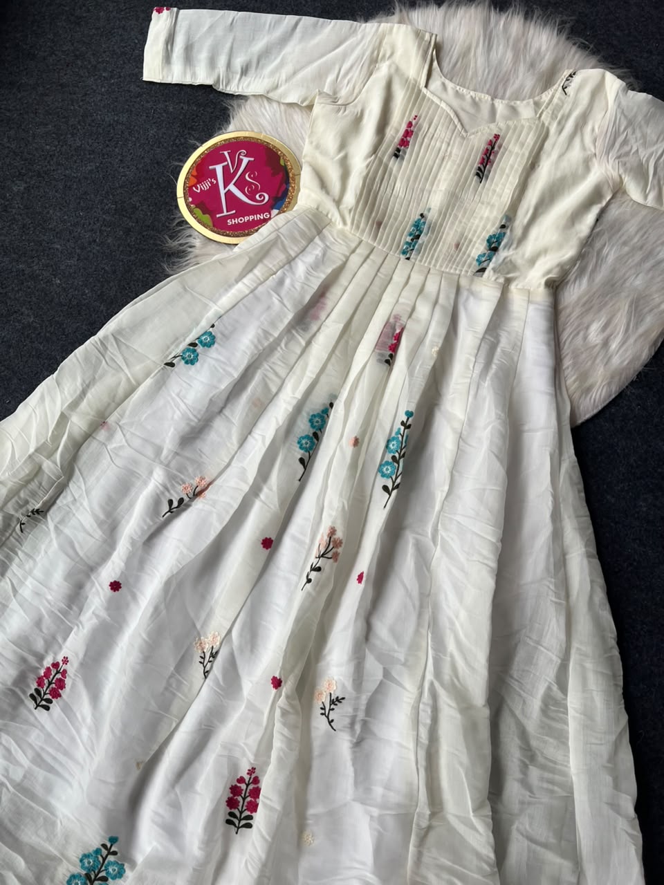 Café Embroidery Oo Sita  Gowns