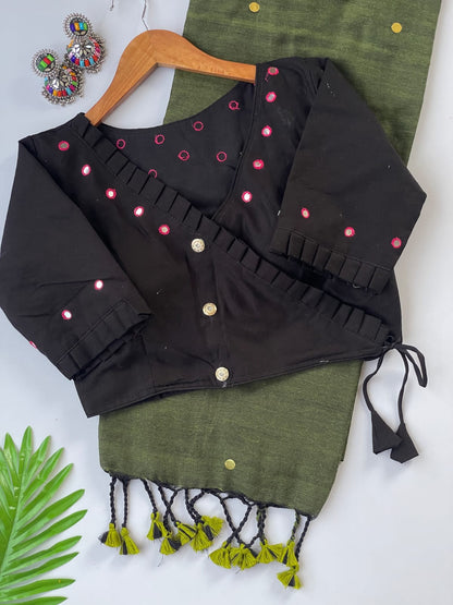 Khadi cotton with stitched Bollywood style
Blouse