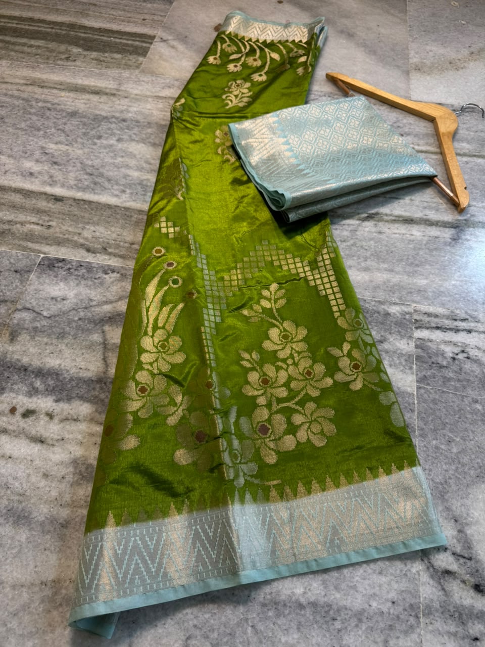 Banarasi trending dupian soft silk sarees