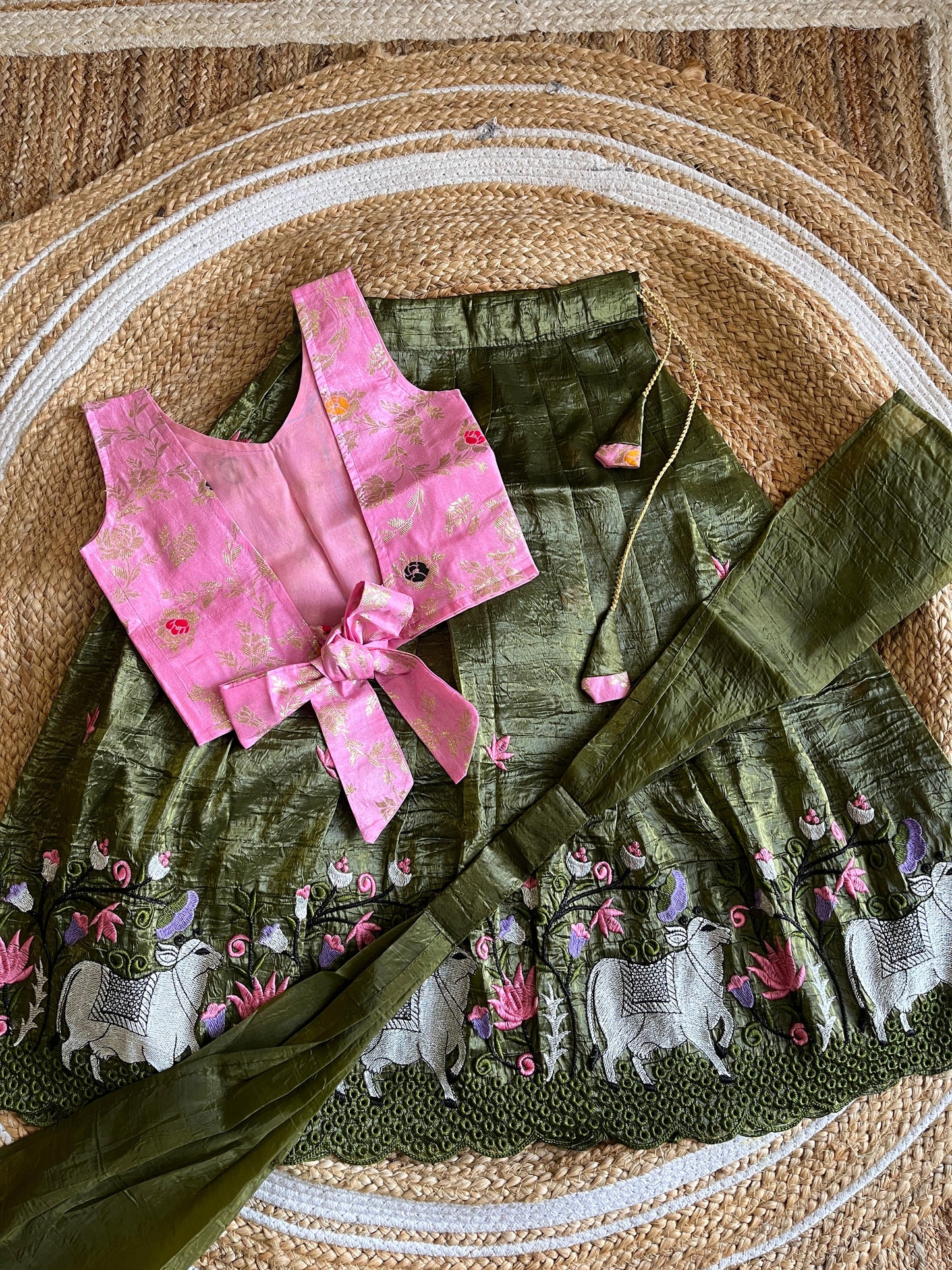 Kids party wear cute crush pichwai sets
