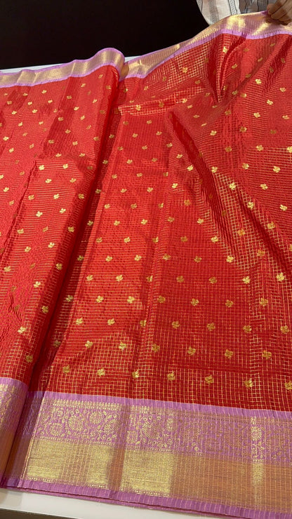 Classic Semi Vintage Saree Gadwal Checks