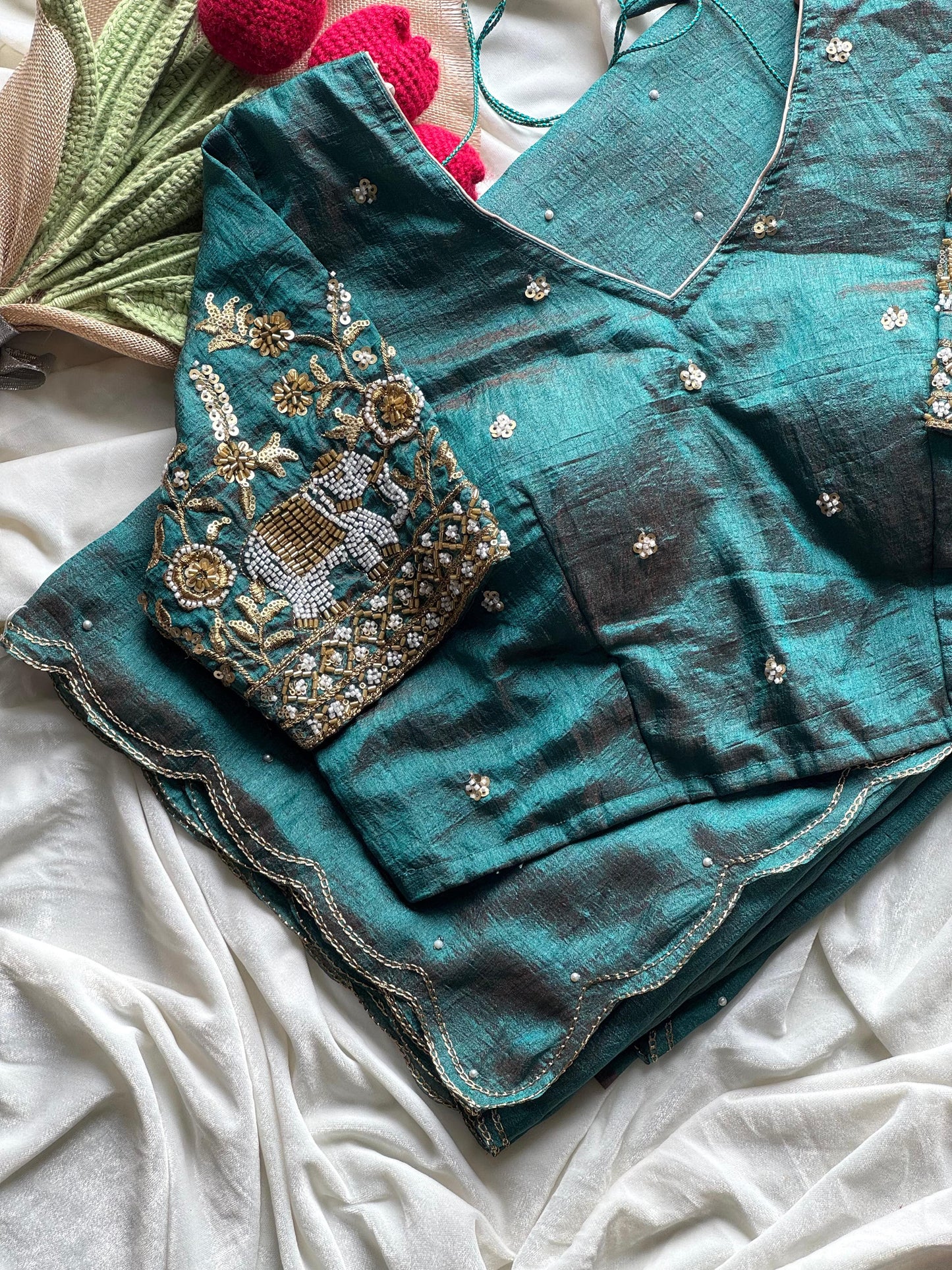 Beadspromax Saree with stitched Blouses Budget sarees