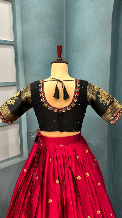 Kanjivaram sravanamasam Designer semiPattu Lehenags