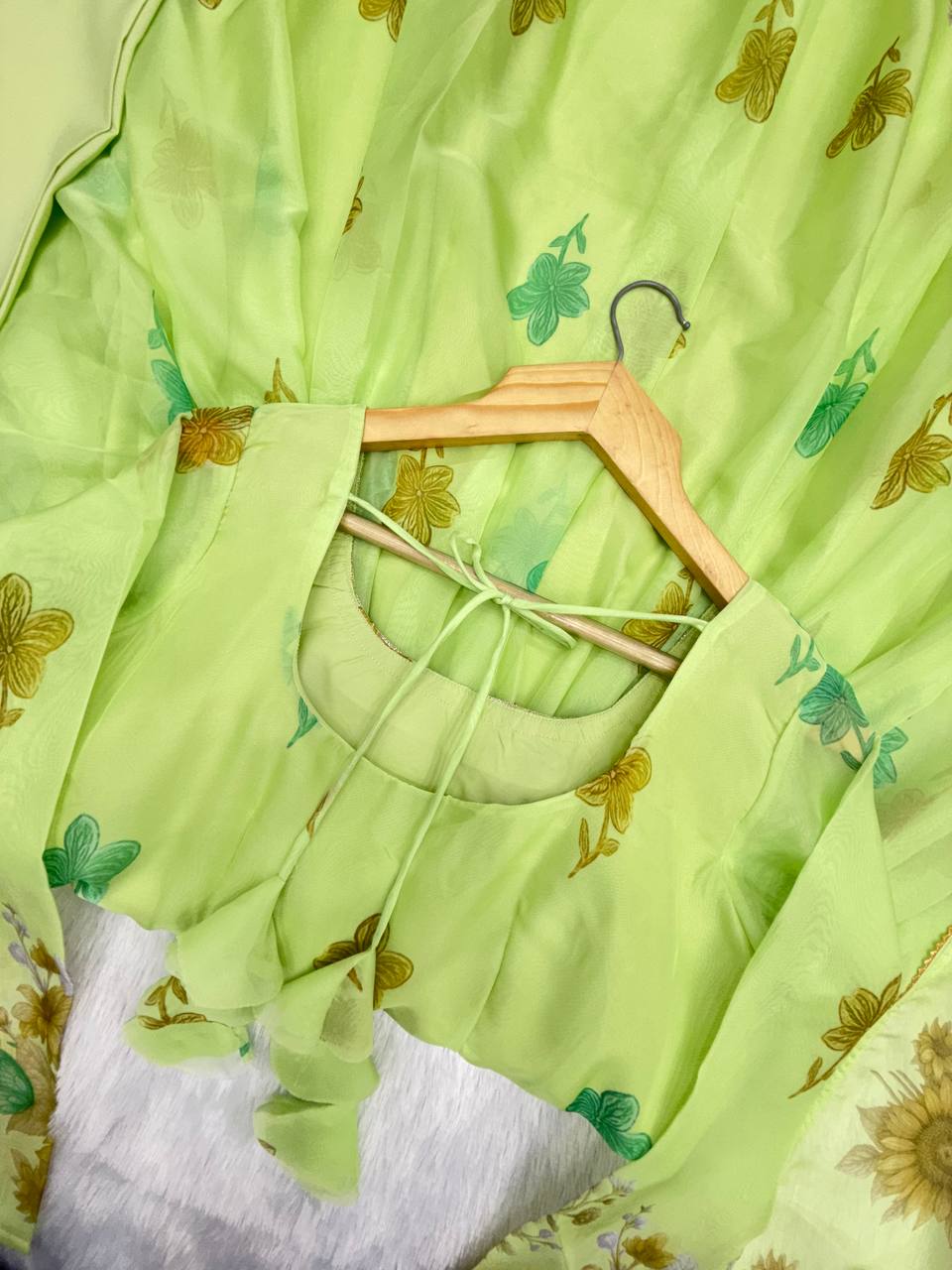 Floral printed Organza Anarkali Suit set
