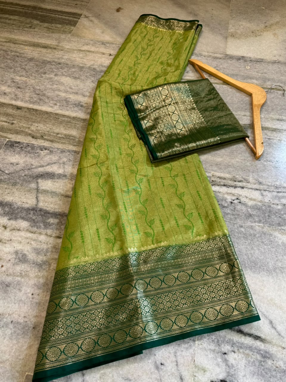 Banarasi trendy rao mango soft silk  sarees