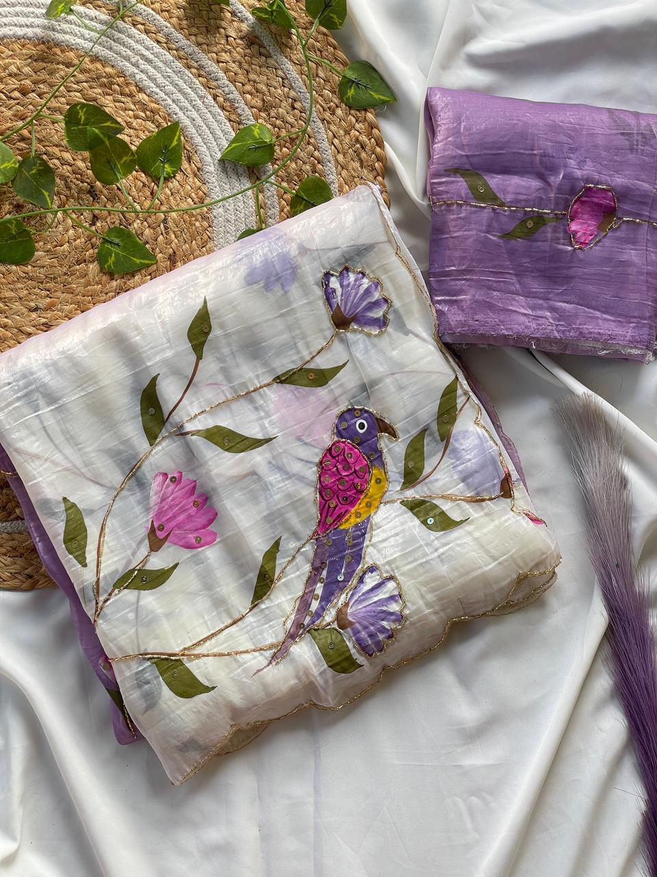 Handmade brush two shade trendy  Look sarees