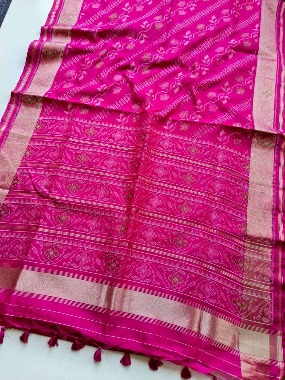 Tussar Patola ikkat budget saree