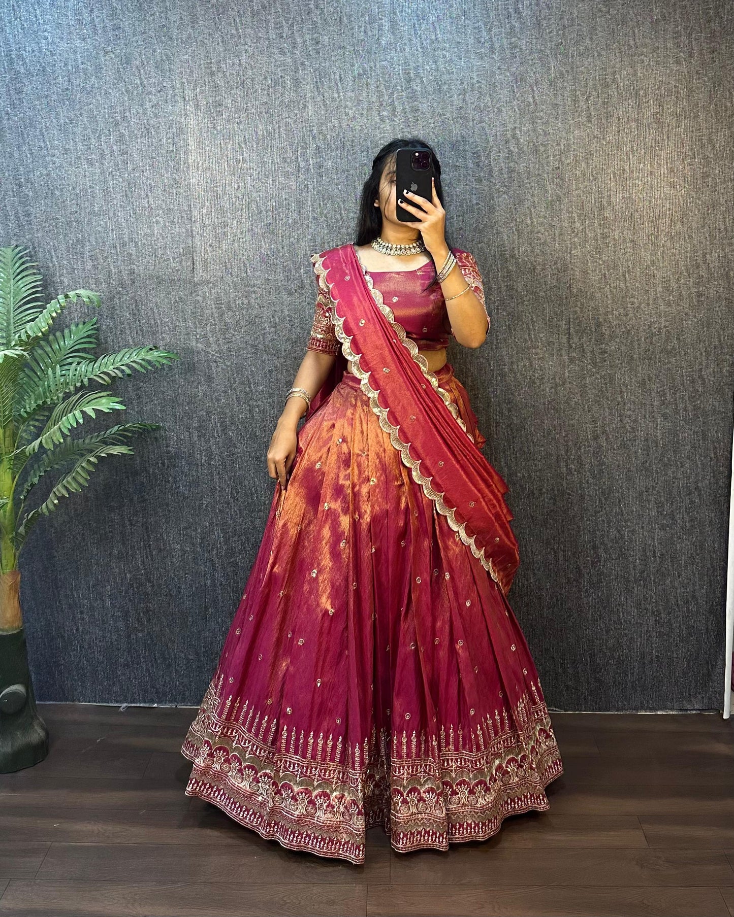 Festival Lehenga South tisuuse silk embroidery sequin work