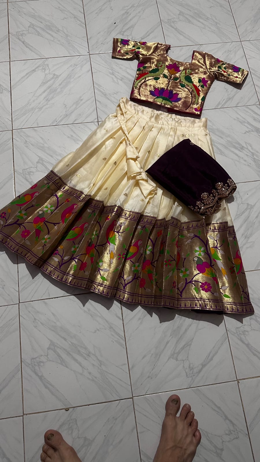 Kids cute paithani with dupatta sets