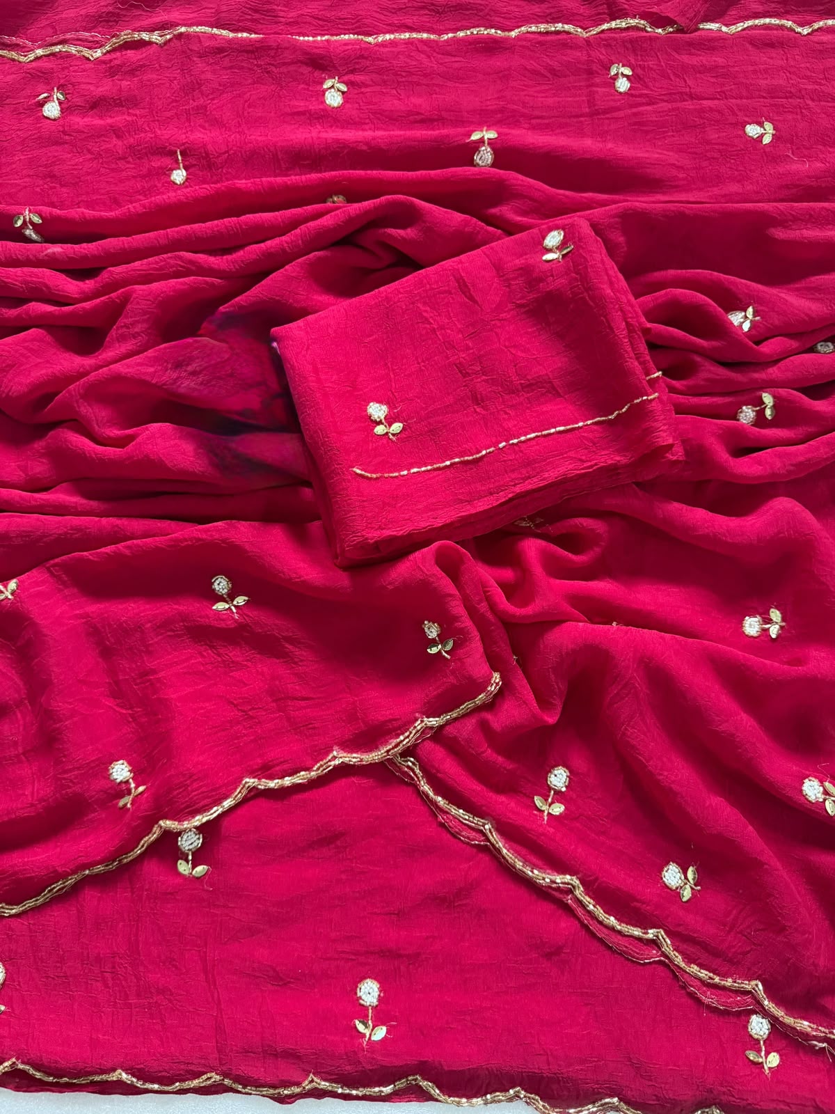 Budget Cutwork rangoli crush silk saree