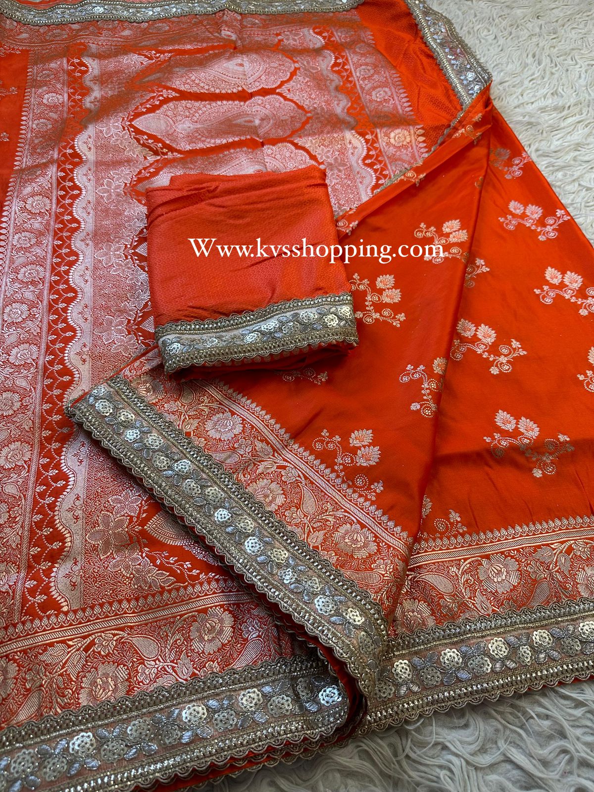 Rashmi’s dreamy tradition Mashru silk saree luxe