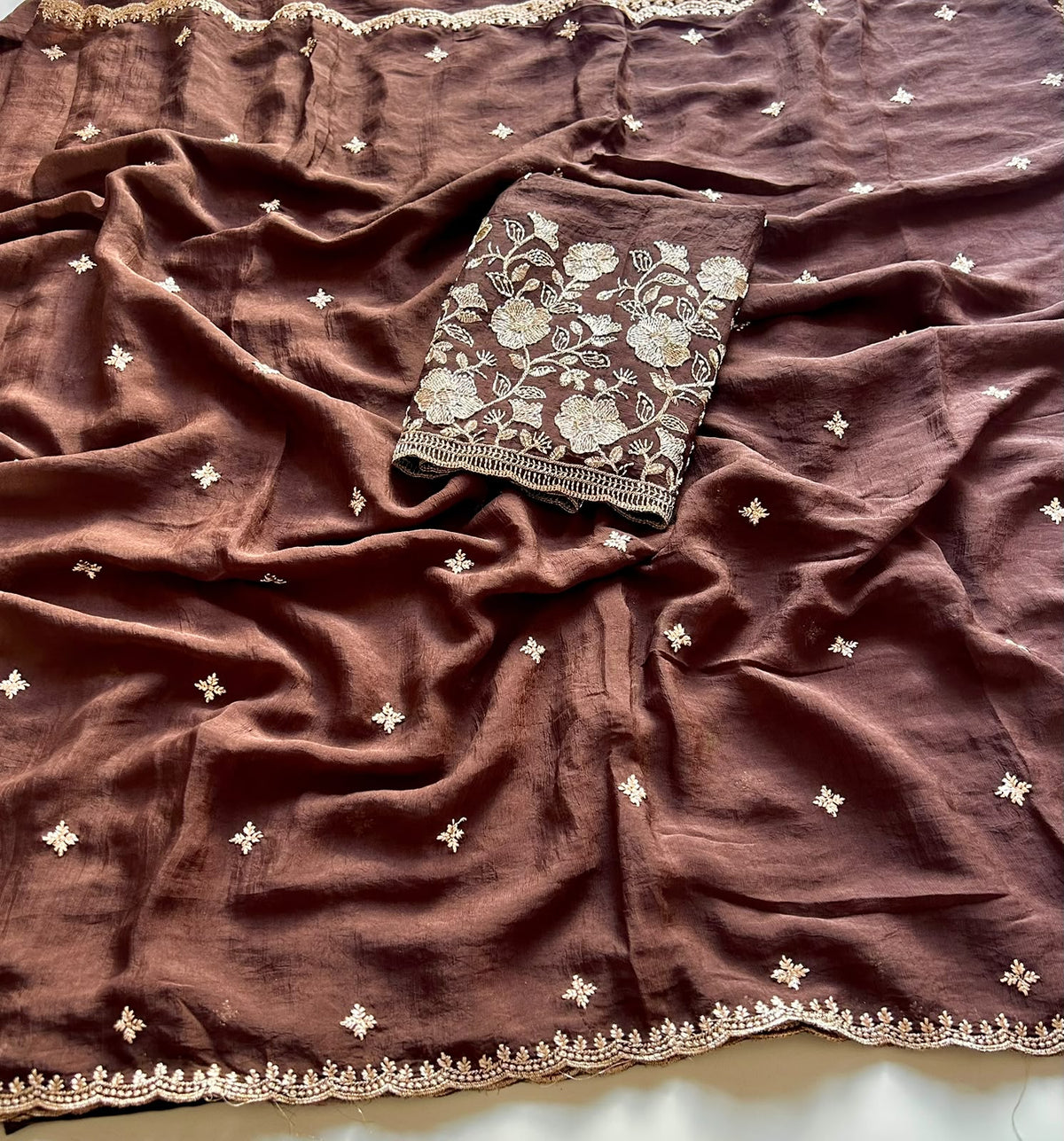 Budget chocolate gold Cara’s bitty saree