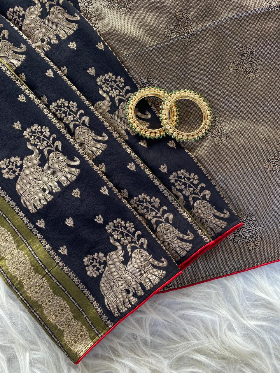 Semi  pattu Kanchipuram Dola silk weaving Sarees