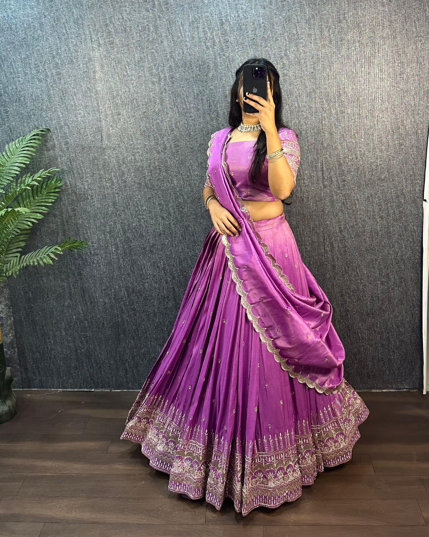 Festival Lehenga South tisuuse silk embroidery sequin work