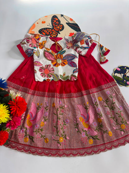 Kids cute position printed cute embroidery set