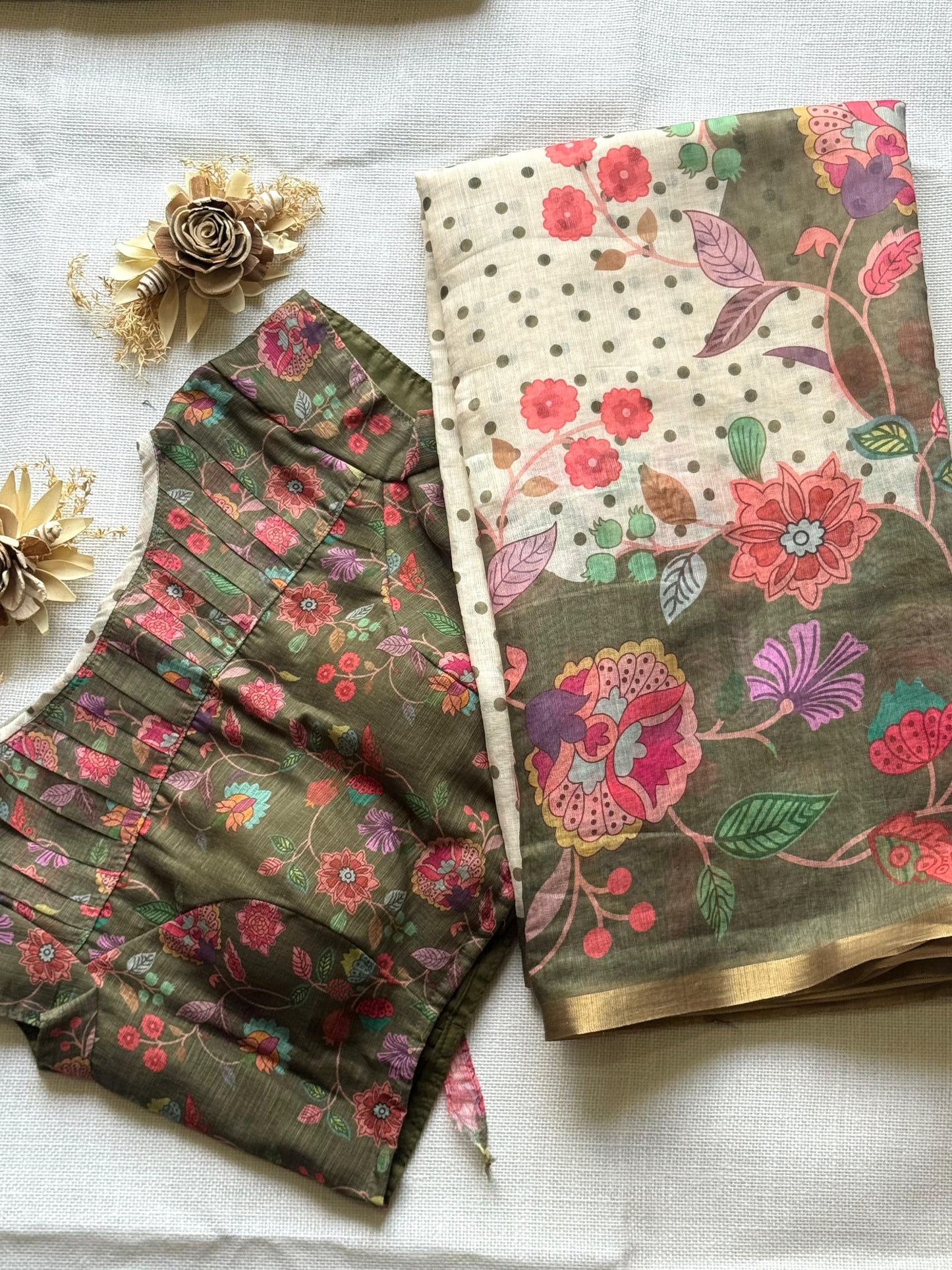 Soft linen saree with stitched Blouse