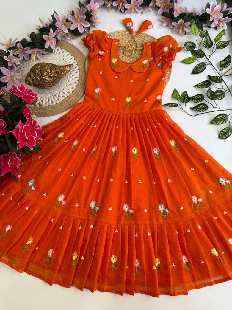 Kids travelling special Chanderi gowns