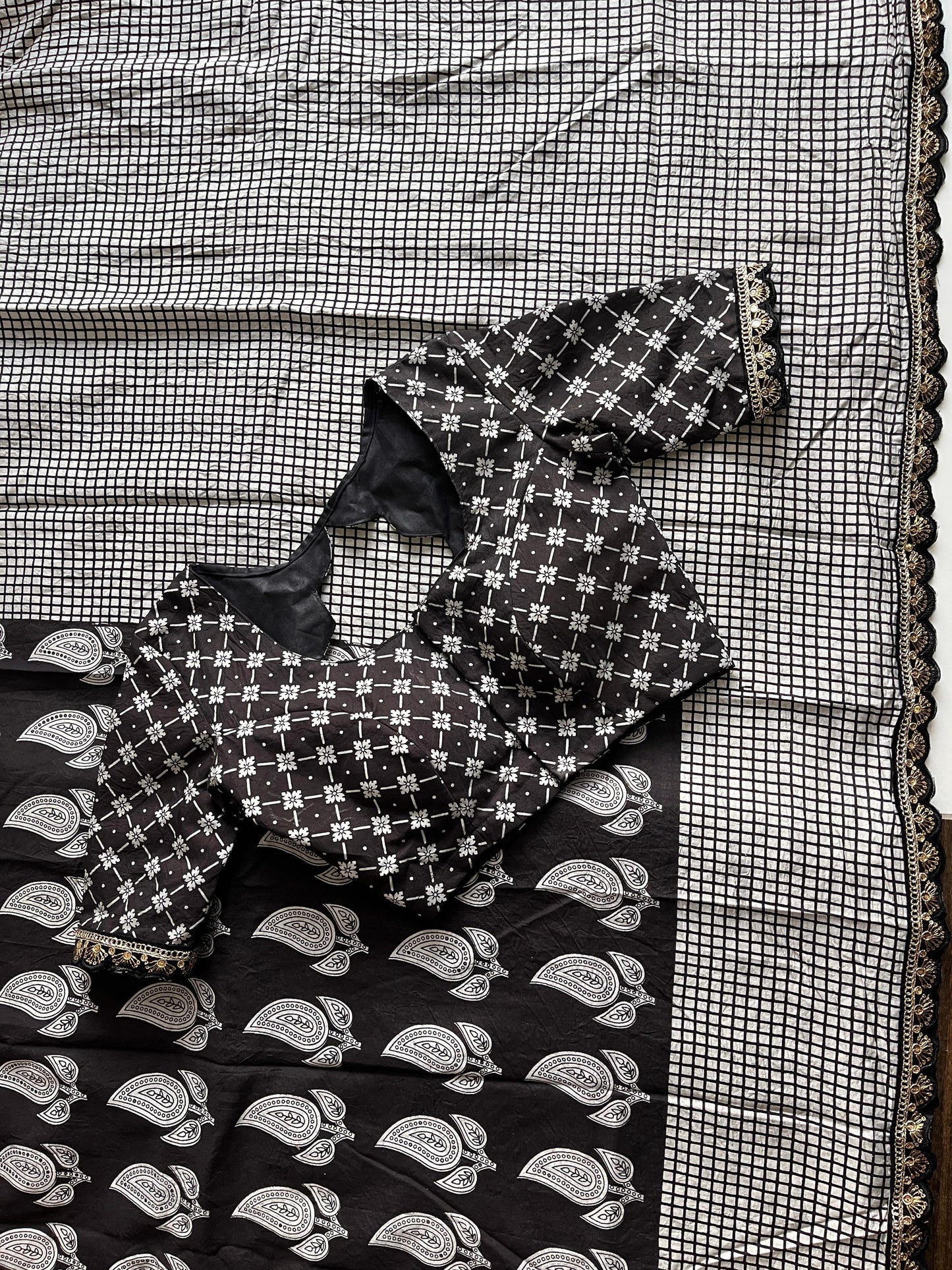 Mul cotton saree with stitched blouse