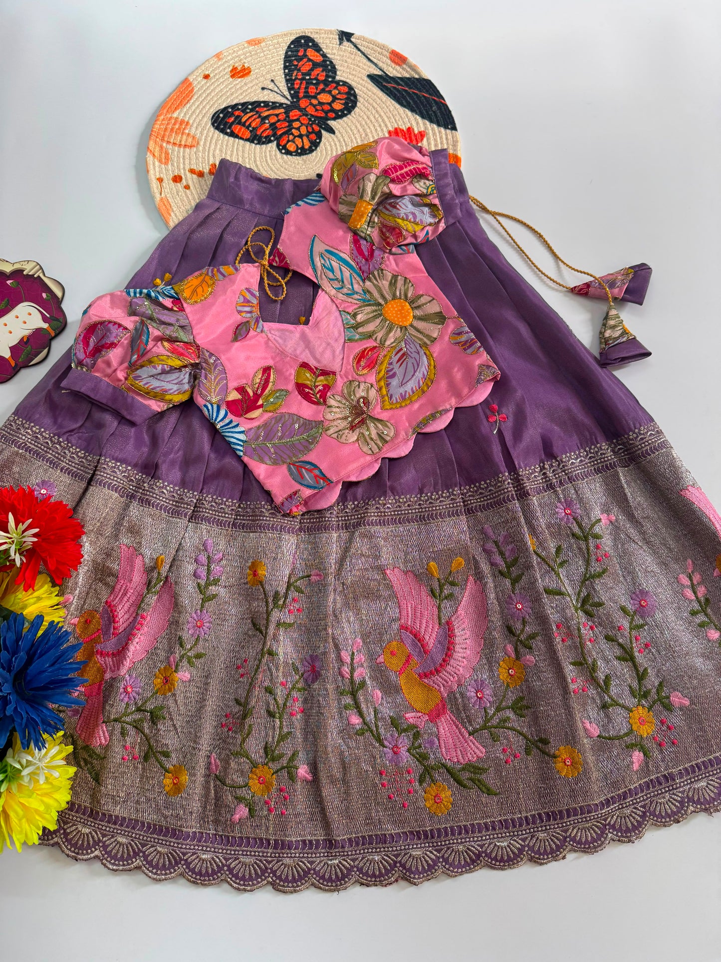 Kids cute position printed cute embroidery set