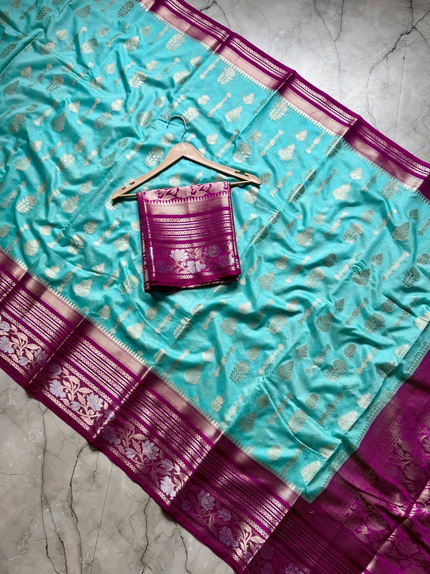 BANARSI HANDLOOM SEMI GEORGETTE Budget saree