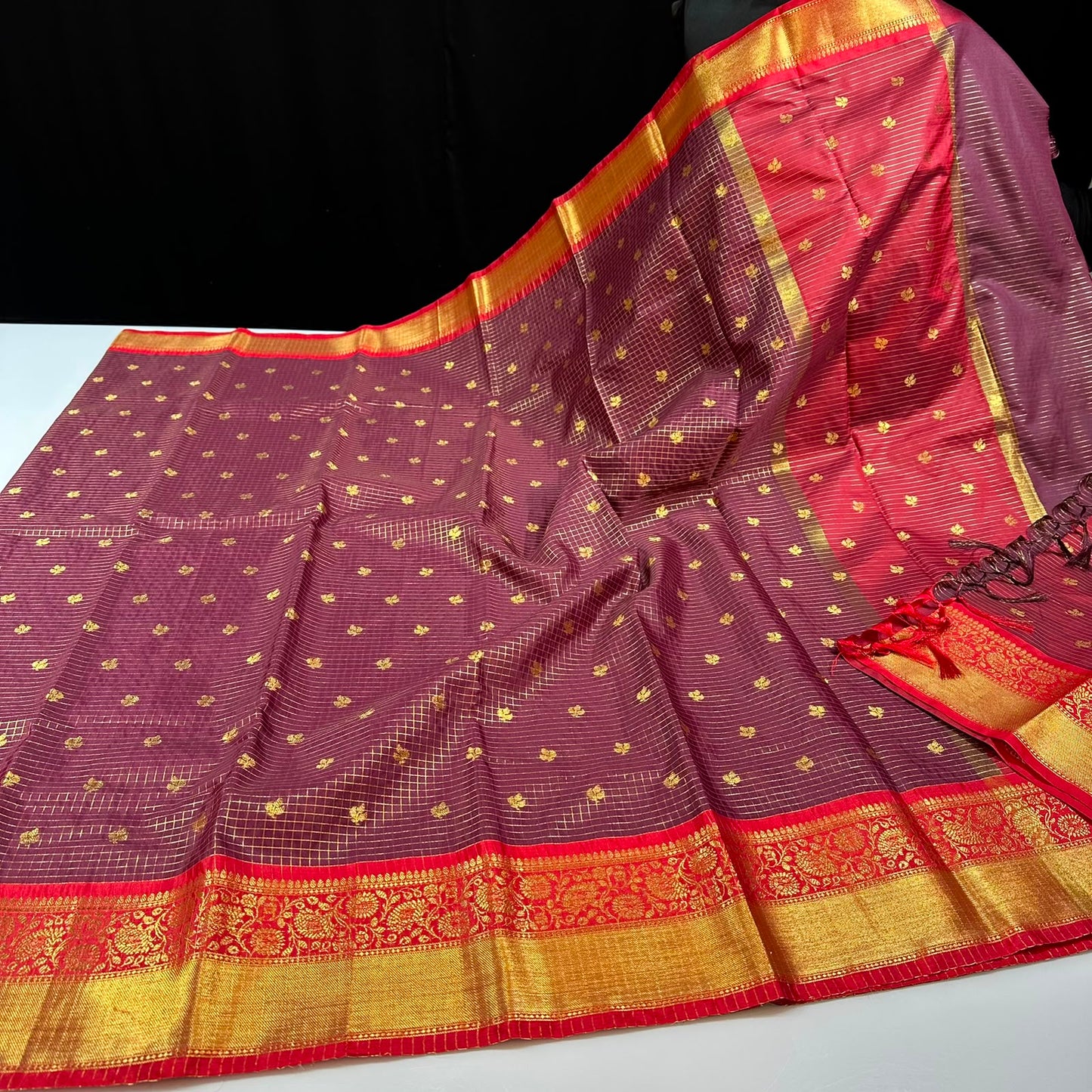 Vintage soft premium weaving trending saree