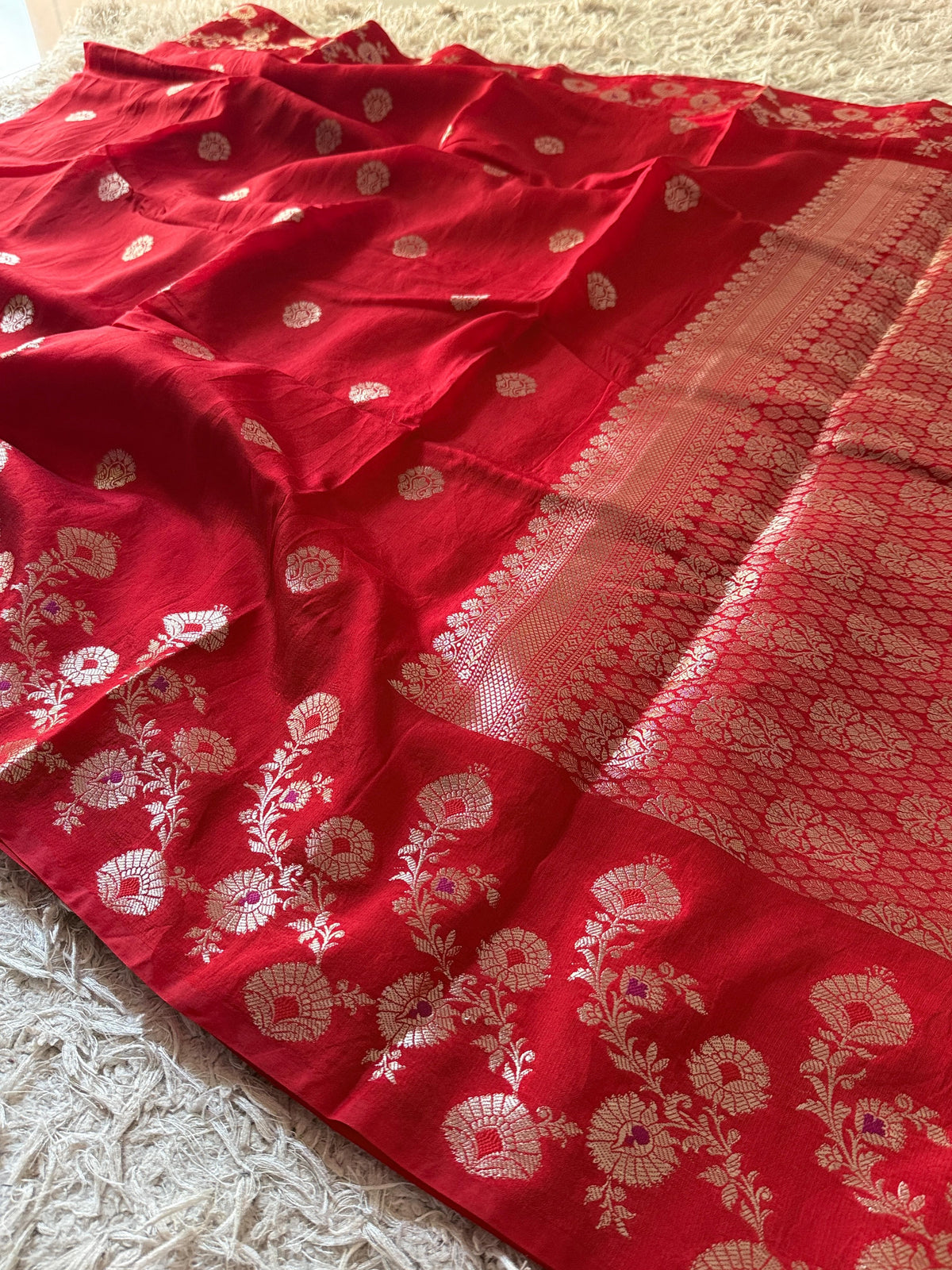 Viscose Banarasi’s budget soft weaving saree