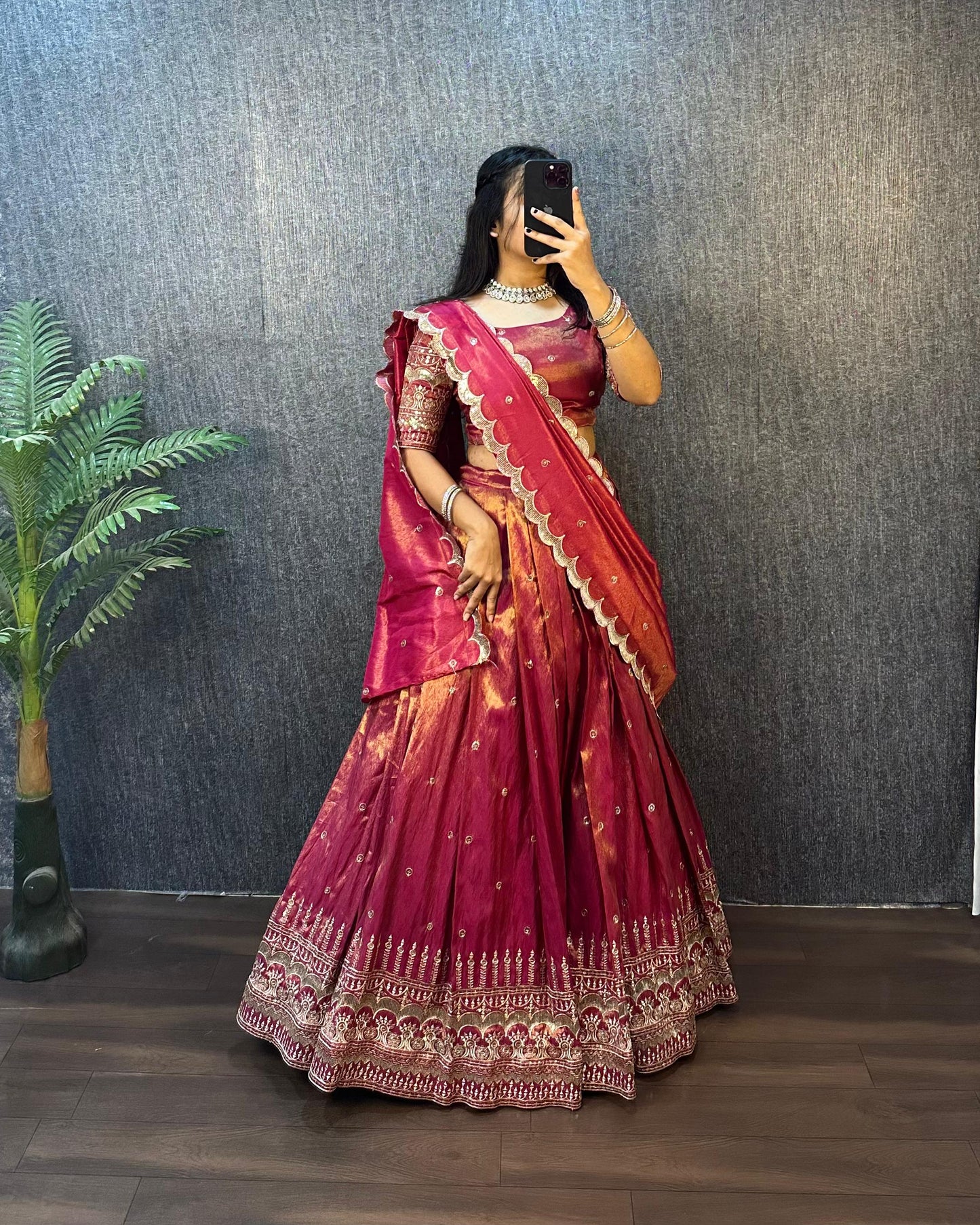 Festival Lehenga South tisuuse silk embroidery sequin work