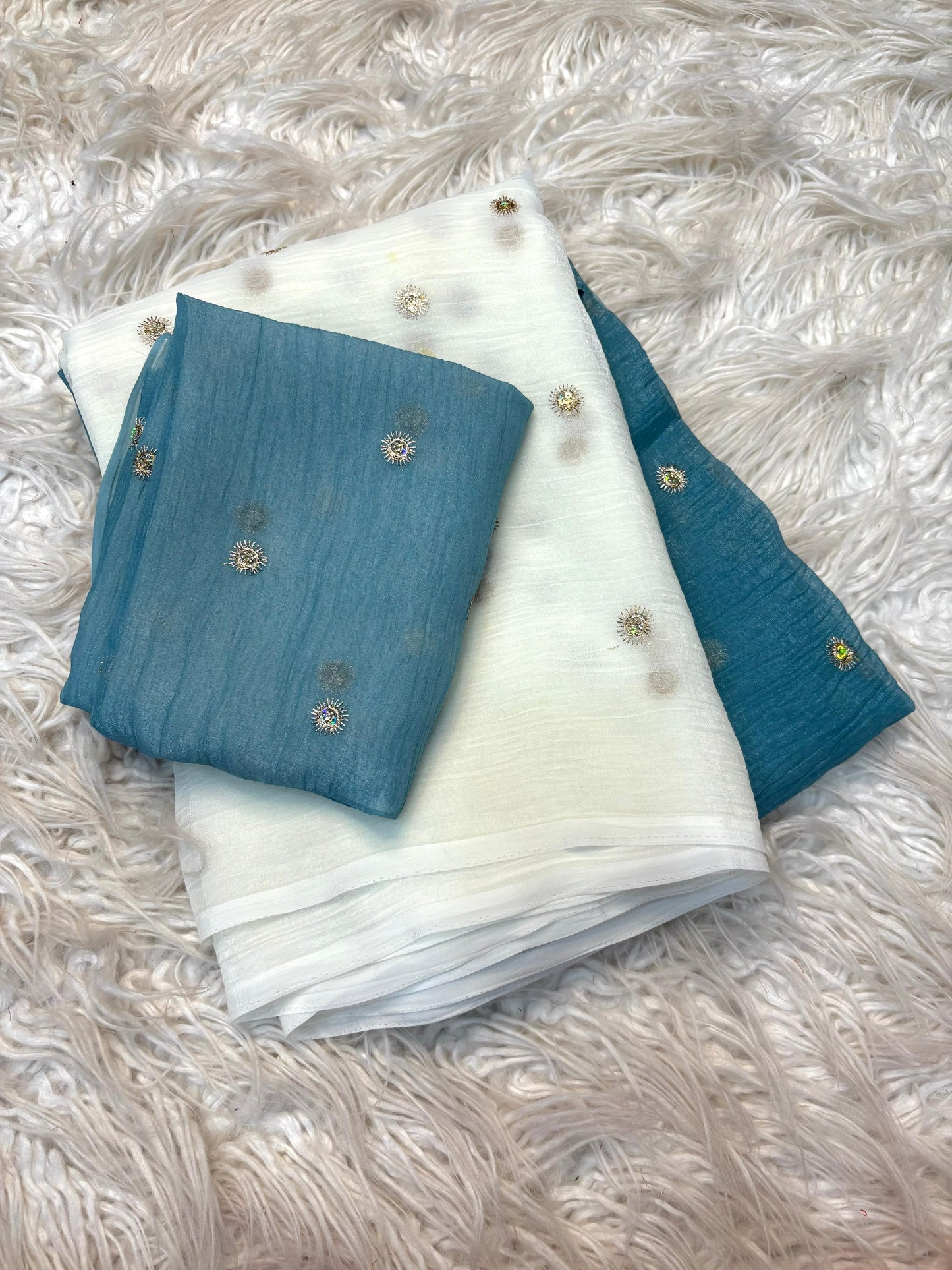 Duel shade crunchy crush butties sarees